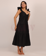 Load image into Gallery viewer, Nessa Black Maxi Dress