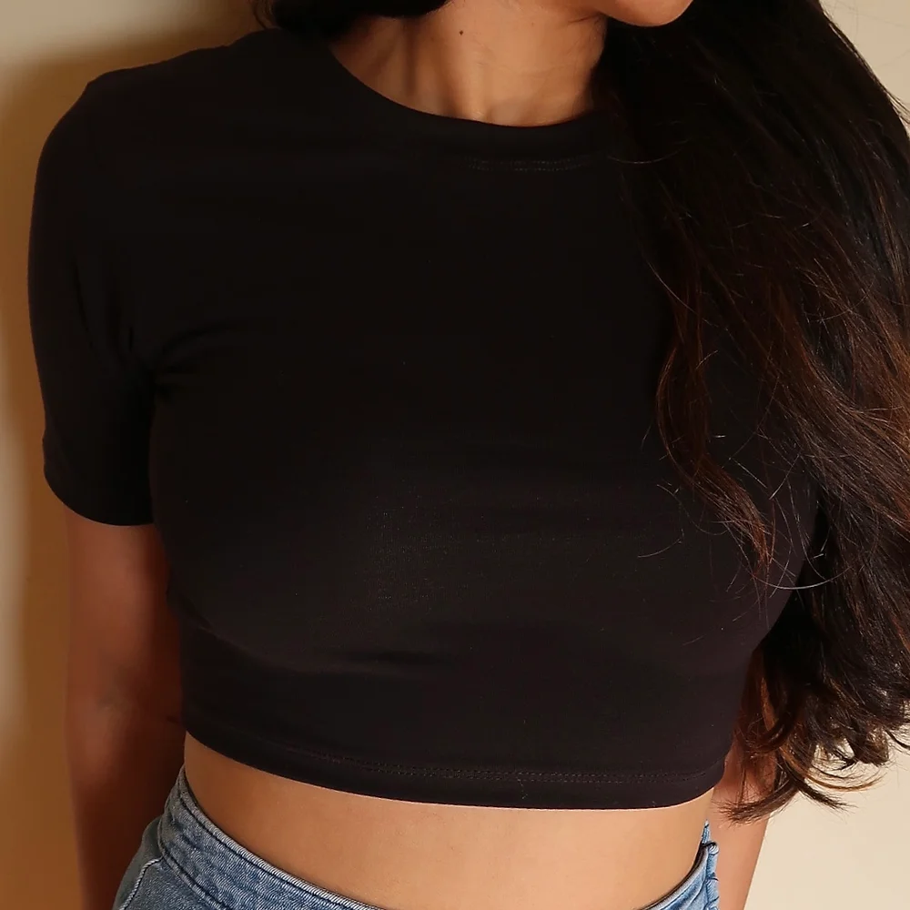 Black Backless Crop Tee